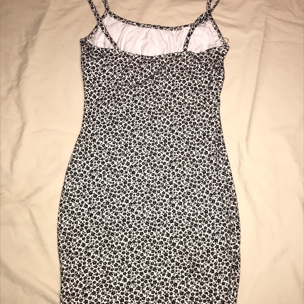 Floral mini dress - Picture 2 of 2